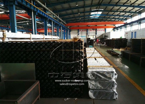 उच्च प्रदर्शन ऑयलफील्ड चूसने वाला छड़ मिश्र धातु इस्पात सामग्री चिकनी सतह